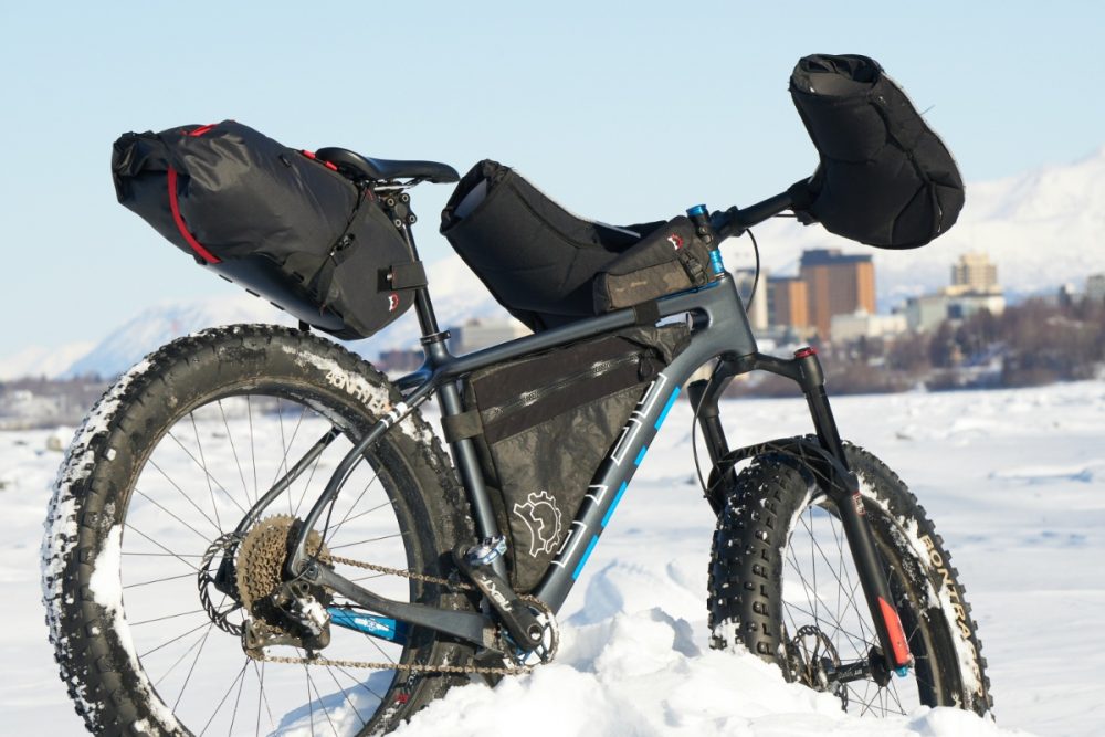 revelate designs spinelock 16l